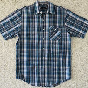 Van Heusen* Men's Short‎ Sleeve Button Down Curved Hem Chest Pocket Shirt~ Small